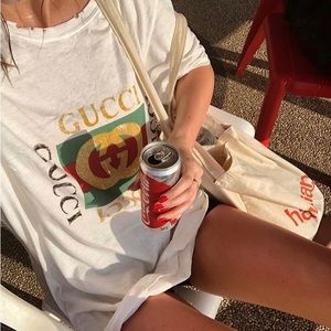 Gucci vintage box/square logo T-shirt